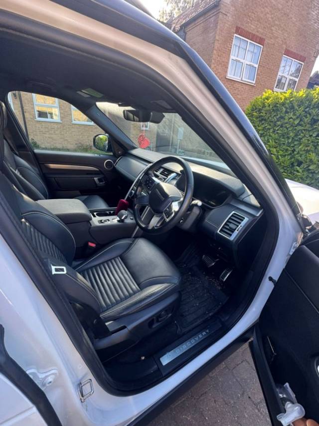 2023 Land Rover Discovery 3.0 D300 Dynamic HSE Commercial Auto