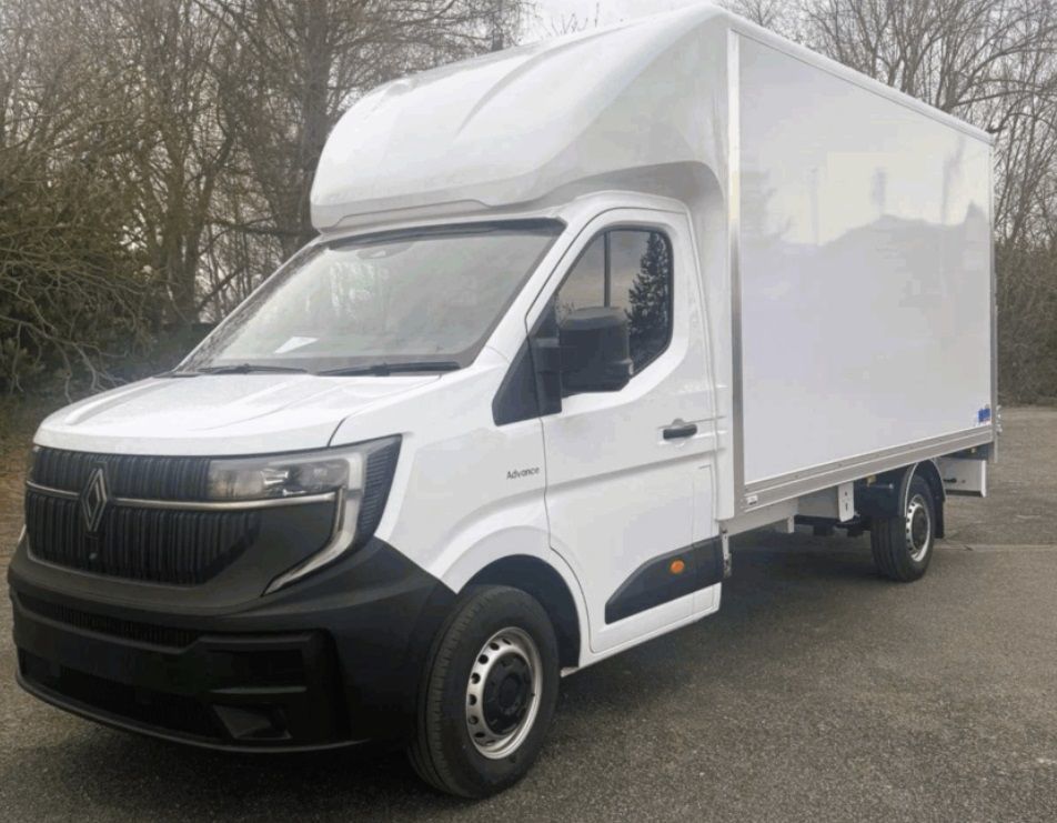 2026 Renault Master